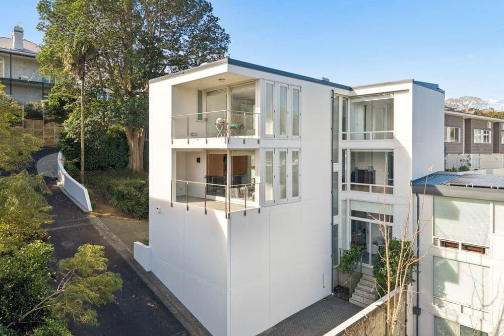 2/21 Birdwood Crescent, Parnell, Auckland
